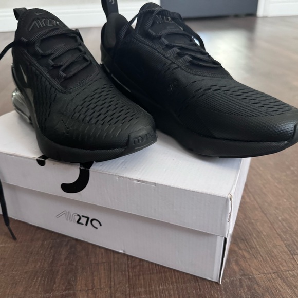 Nike Black Athletic Shoes with Modern Silhouette